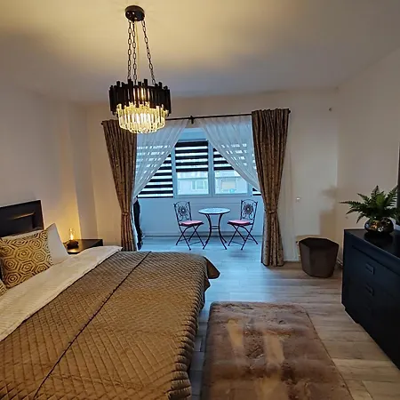 In The Center Apartment *